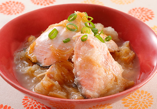 秋鮭のレンジおろし煮