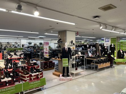 衣料品売場リニューアルしました!!