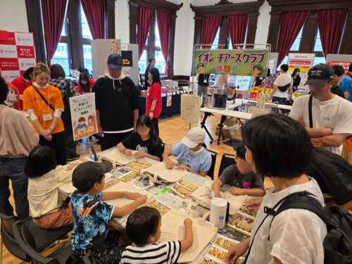 北海道初開催！「キッズフリマ」にブース出展し「お絵かきエコバッグ作り体験会」を実施しました。
