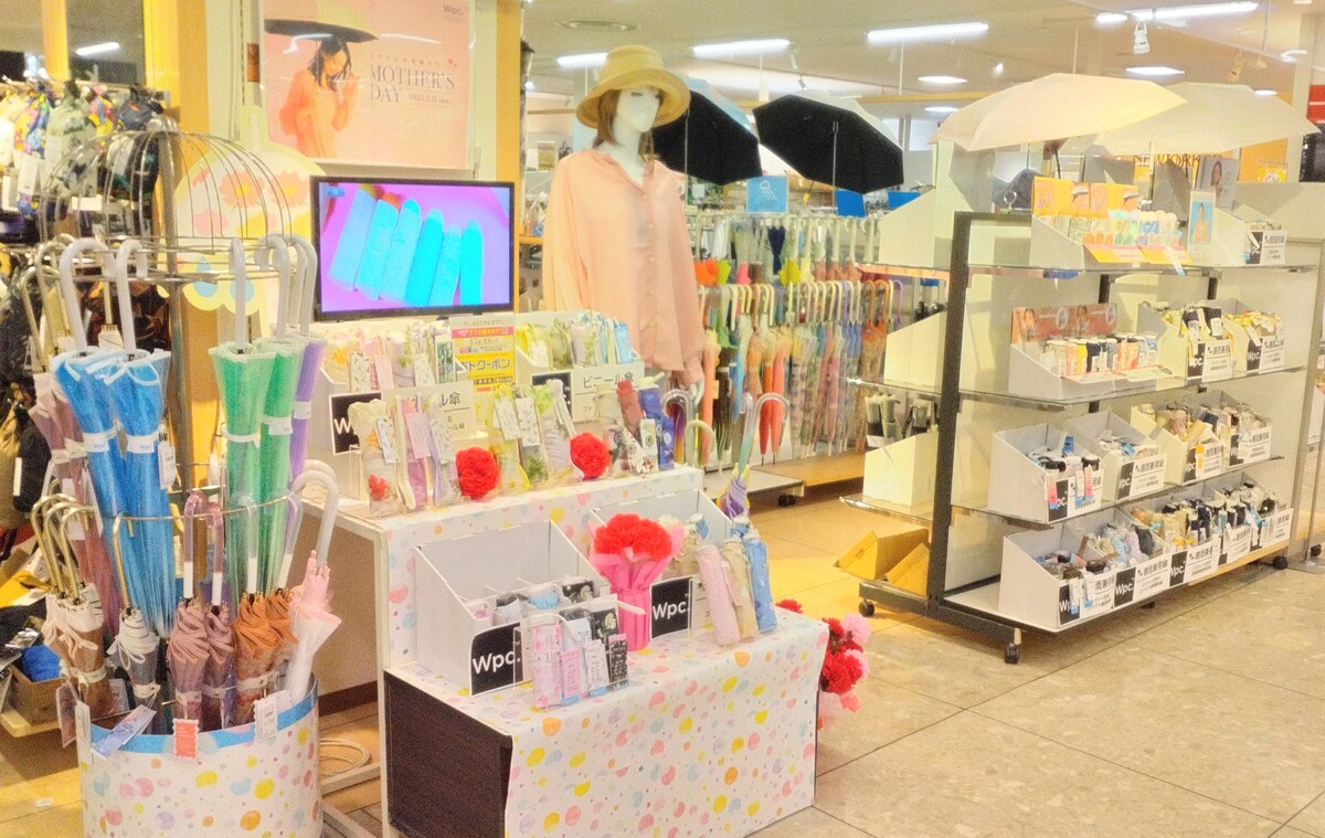 母の日にも🎁UV、ブルーライト100%カット！晴雨兼用折りたたみ傘🐸☀