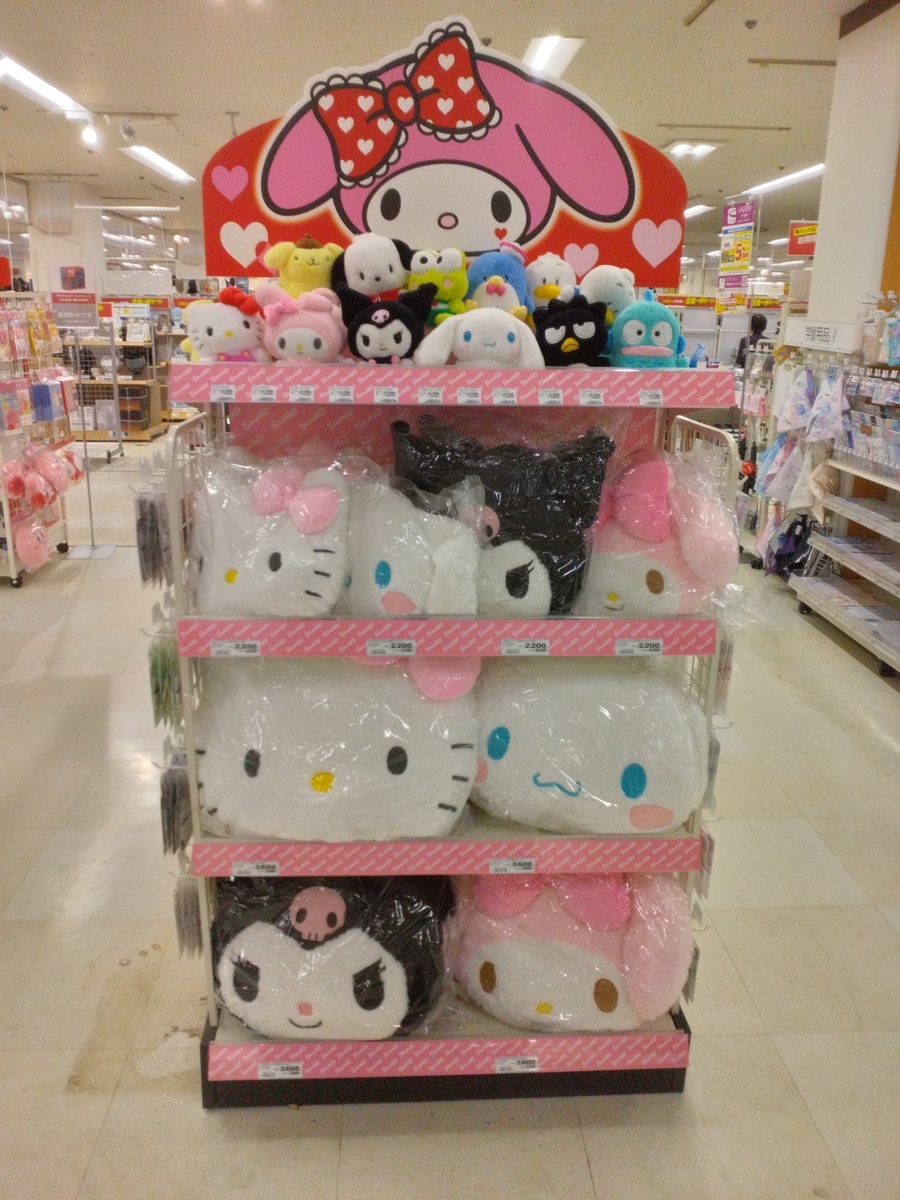 【文具売場】サンリオグッズ販売開始！