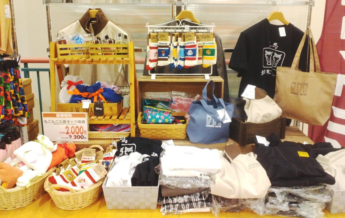 キャラクター雑貨入荷中♪