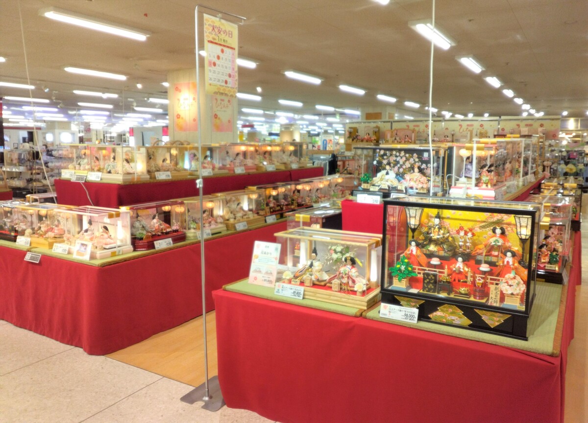 イオンのひな人形♪