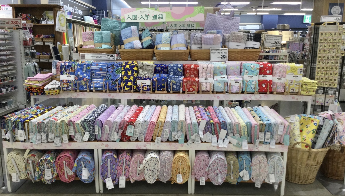 入園入学の布地やワッペンがはいりました！