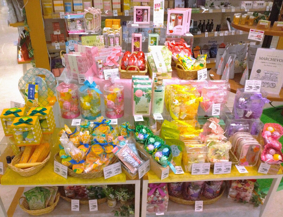 春のビューティー雑貨を集めました！