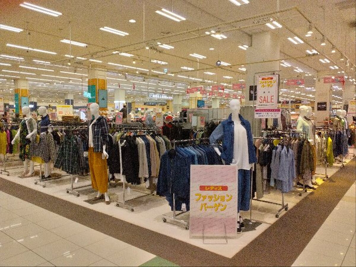 ファッションバーゲン開催中！