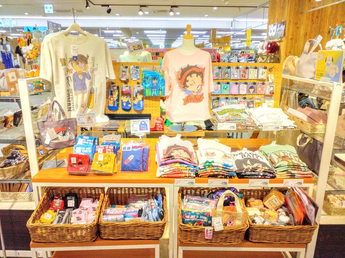 キャラクター雑貨　名探偵コナン展開中！
