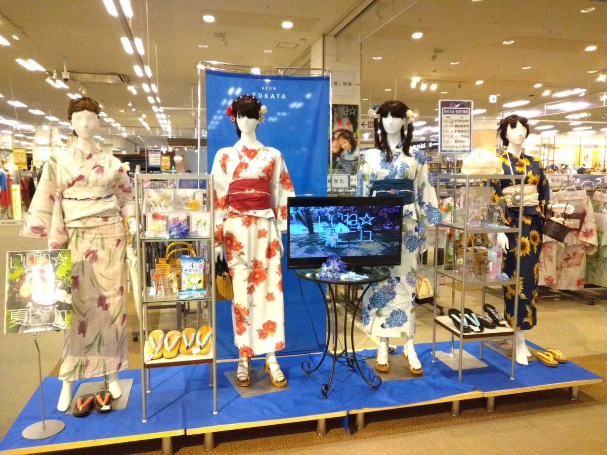 服飾【ゆかた】売場からのご案内♪