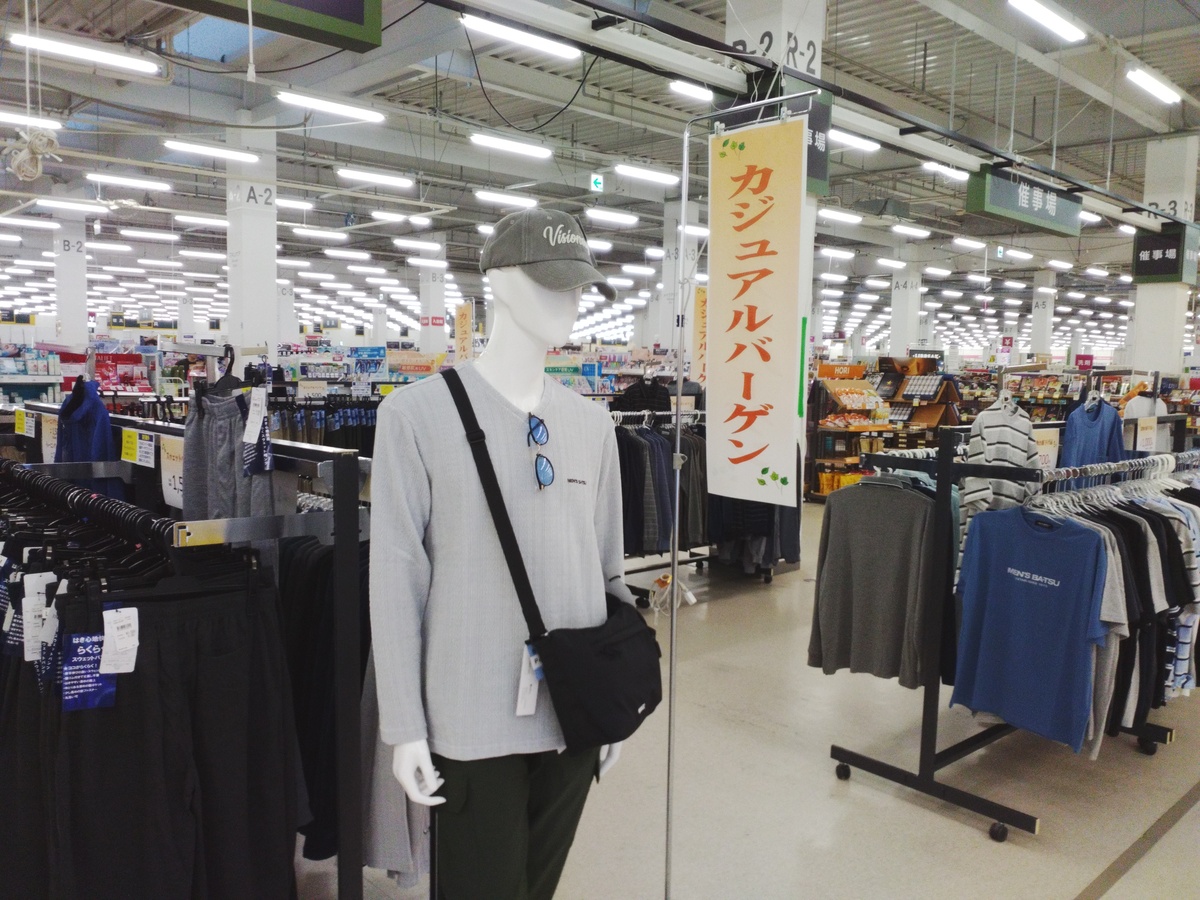 秋物カジュアルバーゲン開催中✌